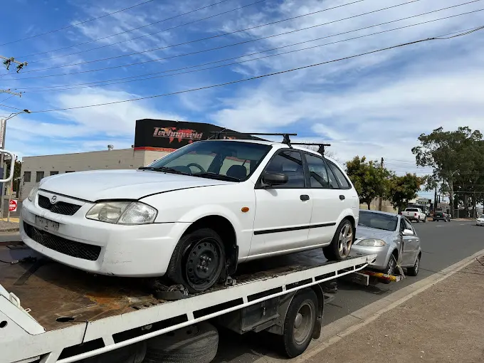 Old Car in Adelaide? Discover the Best Cash Offers Today!